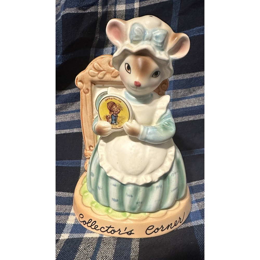 Vintage Avon 1982 Cherished Moments Collection Collector's Corner Mouse Figurine
